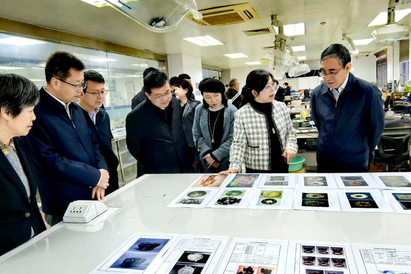 省檔案館召開學(xué)習(xí)會(huì)傳達(dá)學(xué)習(xí)貫徹黨的二十屆四中全會(huì)精神